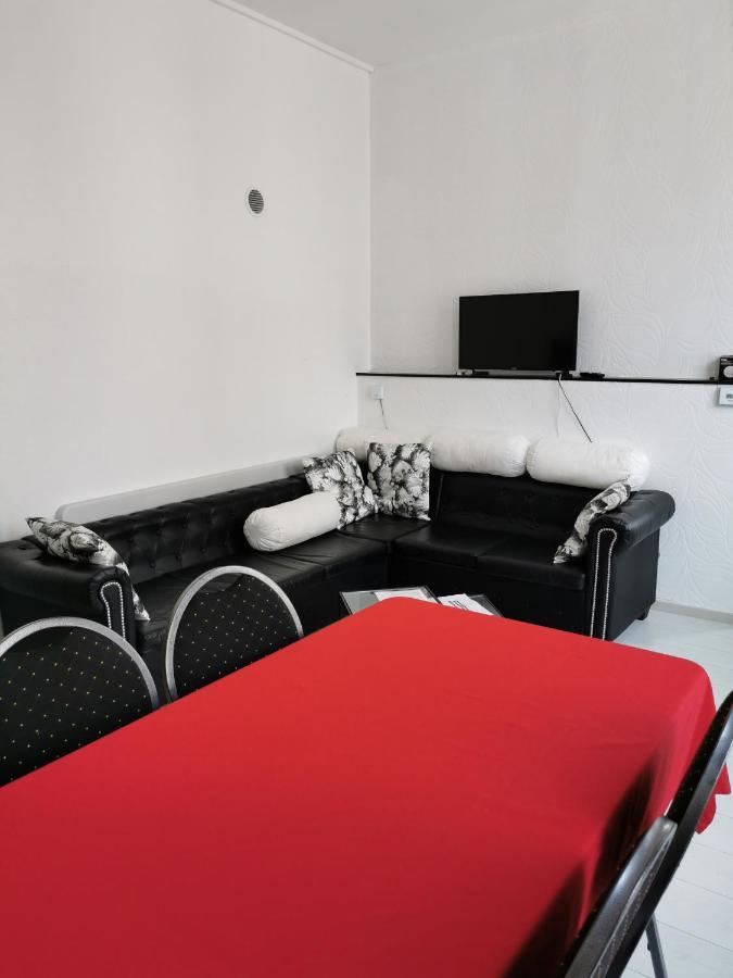 Ostend Backpackers Lodge Экстерьер фото